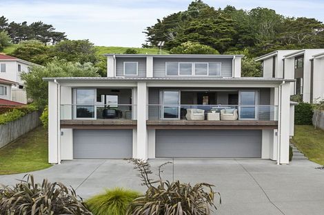 Photo of property in 4 Ravello Rise, Flat Bush, Auckland, 2019