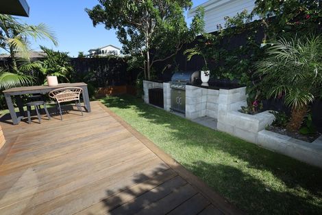 Photo of property in 5 Tui Street, Mount Maunganui, 3116