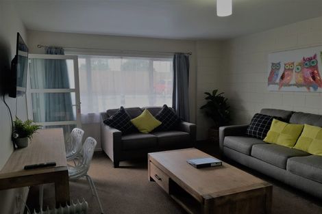 Photo of property in 33 Seddon Road, Frankton, Hamilton, 3204