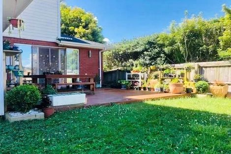 Photo of property in 56a Hutchinson Avenue, New Lynn, Auckland, 0600