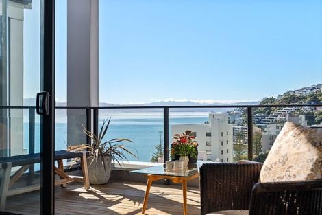 Photo of property in 1/18 Oriental Terrace, Oriental Bay, Wellington, 6011