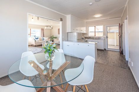 Photo of property in 3 Queen Street, Aramoho, Whanganui, 4500