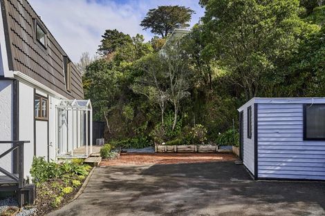 Photo of property in 8 Korokoro Road, Korokoro, Lower Hutt, 5012