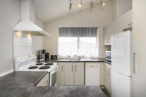 Photo of property in 19 Mcleavey Drive, Kelvin Grove, Palmerston North, 4414