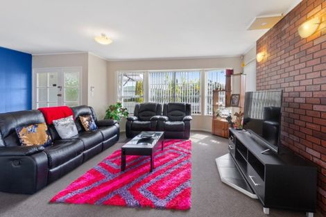 Photo of property in 41 Beeston Crescent, Manurewa, Auckland, 2102