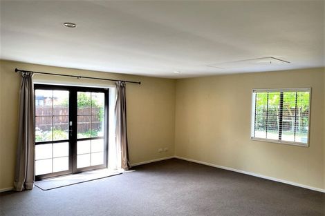 Photo of property in 15 Althorp Place, Avonhead, Christchurch, 8042