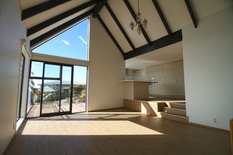 Photo of property in 54 Balmoral Lane, Redcliffs, Christchurch, 8081