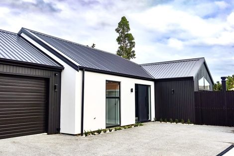 Photo of property in 76 Slacks Road, Awapuni, Palmerston North, 4412