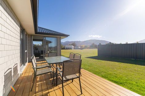 Photo of property in 11 Breaksea Street, Te Anau, 9600