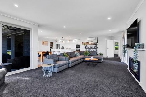 Photo of property in 54 Denby Road, Hawera, 4672