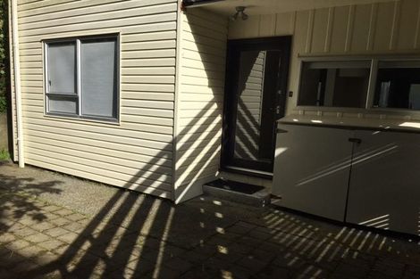Photo of property in 2/49 Maungaraki Road, Korokoro, Lower Hutt, 5012