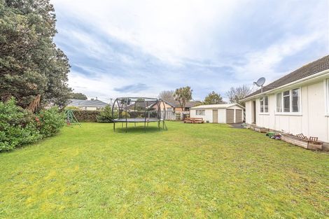 Photo of property in 12 Hadfield Crescent, College Estate, Whanganui, 4500