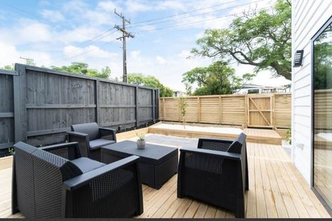 Photo of property in 11c Addison Street, Blockhouse Bay, Auckland, 0600