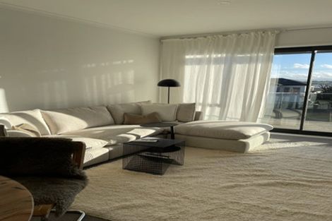 Photo of property in 31/1 Scott Road, Hobsonville, Auckland, 0616