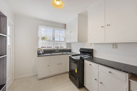 Photo of property in 1/95 Whites Line East, Waiwhetu, Lower Hutt, 5010