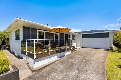Photo of property in 46 Nevada Drive, Merrilands, New Plymouth, 4312