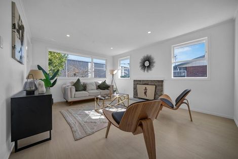 Photo of property in 97 Tidal Road, Mangere, Auckland, 2022