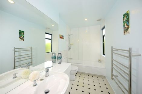 Photo of property in 3/19 Waiwetu Street, Fendalton, Christchurch, 8052