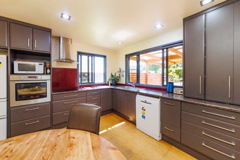 Photo of property in 237 Ngaio Road, Halcombe, Palmerston North, 4479
