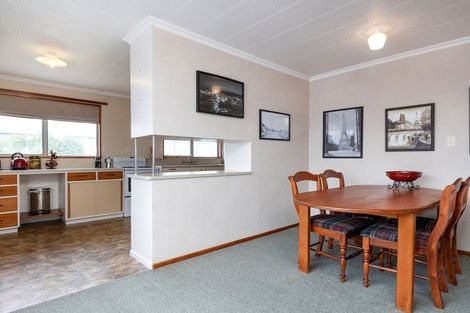 Photo of property in 11 Standish Street, Inglewood, 4330