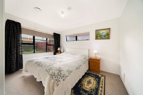 Photo of property in 12 Palmer Avenue, Glen Eden, Auckland, 0602