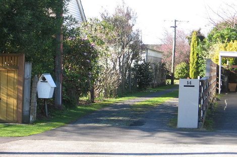 Photo of property in 16 Ascot Street, Hokowhitu, Palmerston North, 4410