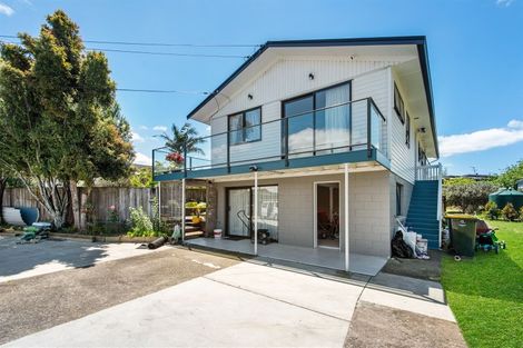 Photo of property in 103 Hutchinsons Road, Bucklands Beach, Auckland, 2014