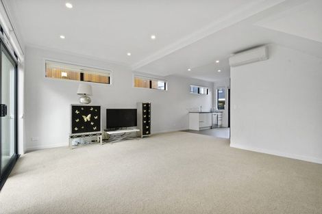 Photo of property in 11 Frank Gill Road, Hobsonville, Auckland, 0616