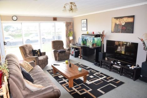 Photo of property in 1 Avon Road, Clifton, Invercargill, 9812