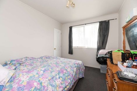 Photo of property in 16 Massine Place, Randwick Park, Auckland, 2105