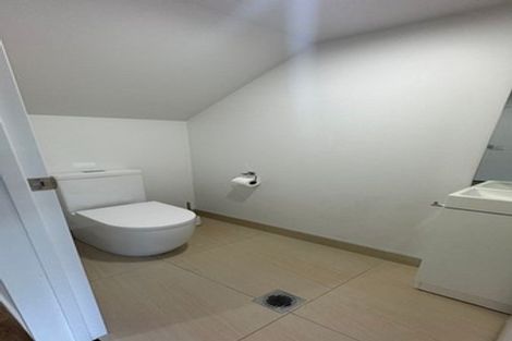 Photo of property in 7/25 Vodanovich Road, Te Atatu South, Auckland, 0610