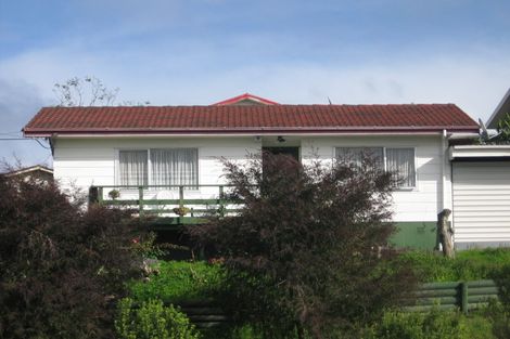 Photo of property in 2/321 Triangle Road, Massey, Auckland, 0614