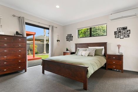 Photo of property in 6 Stableford Drive, Pyes Pa, Tauranga, 3112