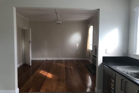 Photo of property in 69 Rotherham Terrace, Miramar, Wellington, 6022