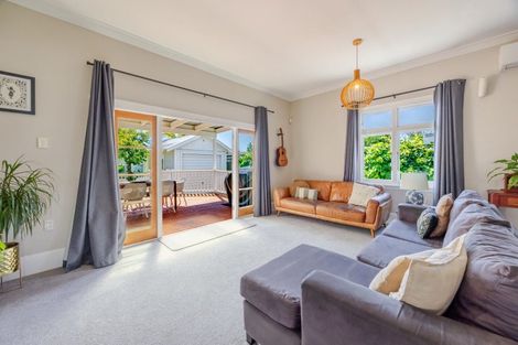 Photo of property in 6 Thistle Street, Napier South, Napier, 4110