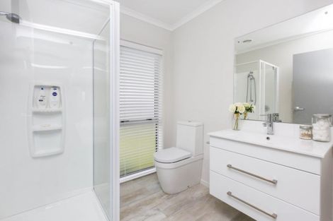 Photo of property in 3 Passchendaele Grove, Trentham, Upper Hutt, 5018