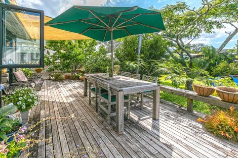 Photo of property in 64 Manaia Road, Tairua, 3508