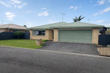 Photo of property in 3 Kimshee Way, Tuakau, 2121