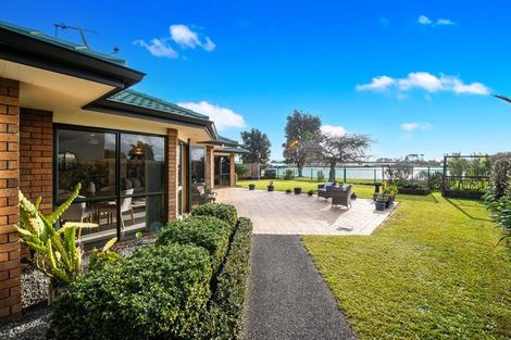 Photo of property in 39 Elsie Drive, Waiuku, 2123