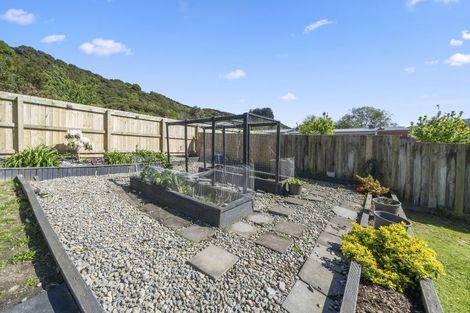 Photo of property in 203 Wellington Road, Wainuiomata, Lower Hutt, 5014