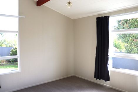 Photo of property in 32 Stuart Street, Holmes Hill, Oamaru, 9401