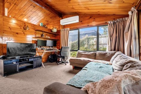 Photo of property in 27 Ray Small Drive, Papakura, 2110