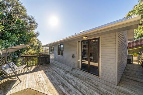 Photo of property in 110 Holborn Drive, Stokes Valley, Lower Hutt, 5019