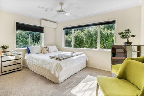 Photo of property in 5 Seymour Road, Mellons Bay, Auckland, 2014