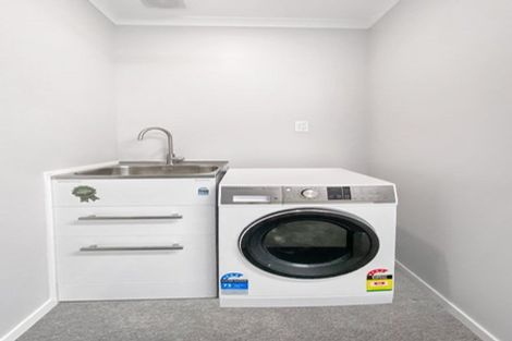 Photo of property in 9 Mawai Hakona Drive, Wallaceville, Upper Hutt, 5018