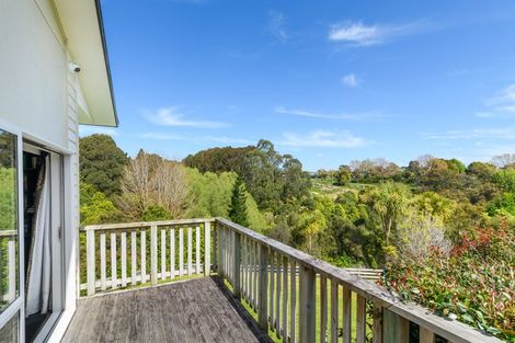 Photo of property in 34 Ruapehu Drive, Fitzherbert, Palmerston North, 4410