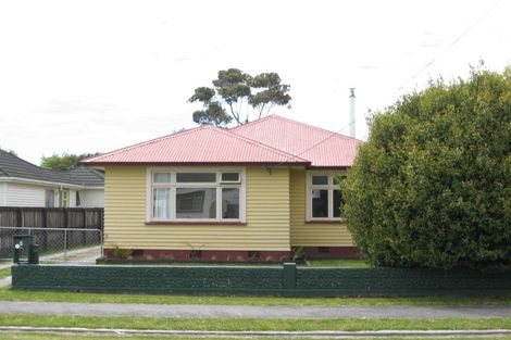 Photo of property in 5 Watson Street, Westport, 7825