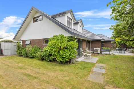Photo of property in 18 Vanderbilt Place, Halswell, Christchurch, 8025