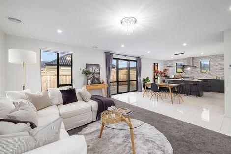 Photo of property in 32 Bill Harvey Drive, Halswell, Christchurch, 8025