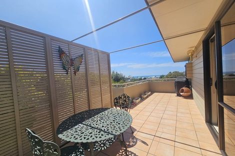 Photo of property in 20 Ormond Road, Hospital Hill, Napier, 4110